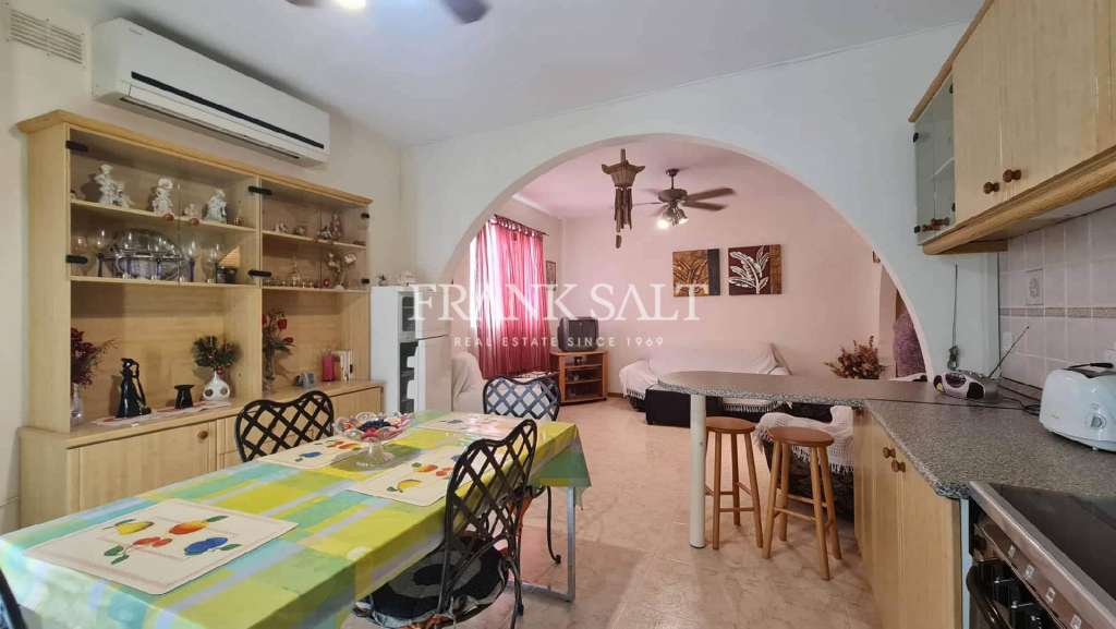 2 Bed, ApartmentFor Sale, Qawra, Malta