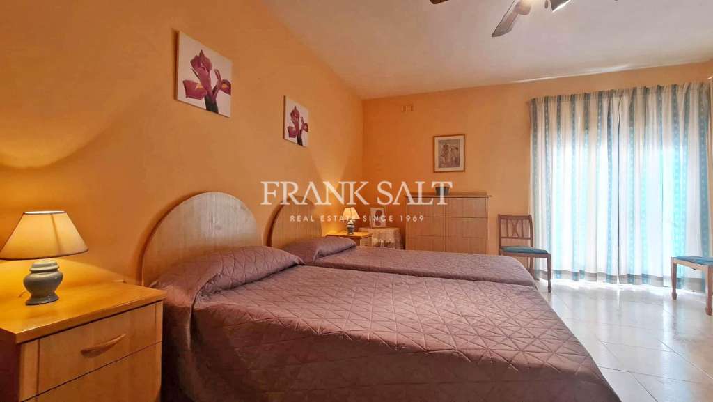2 Bed, ApartmentFor Sale, Qawra, Malta