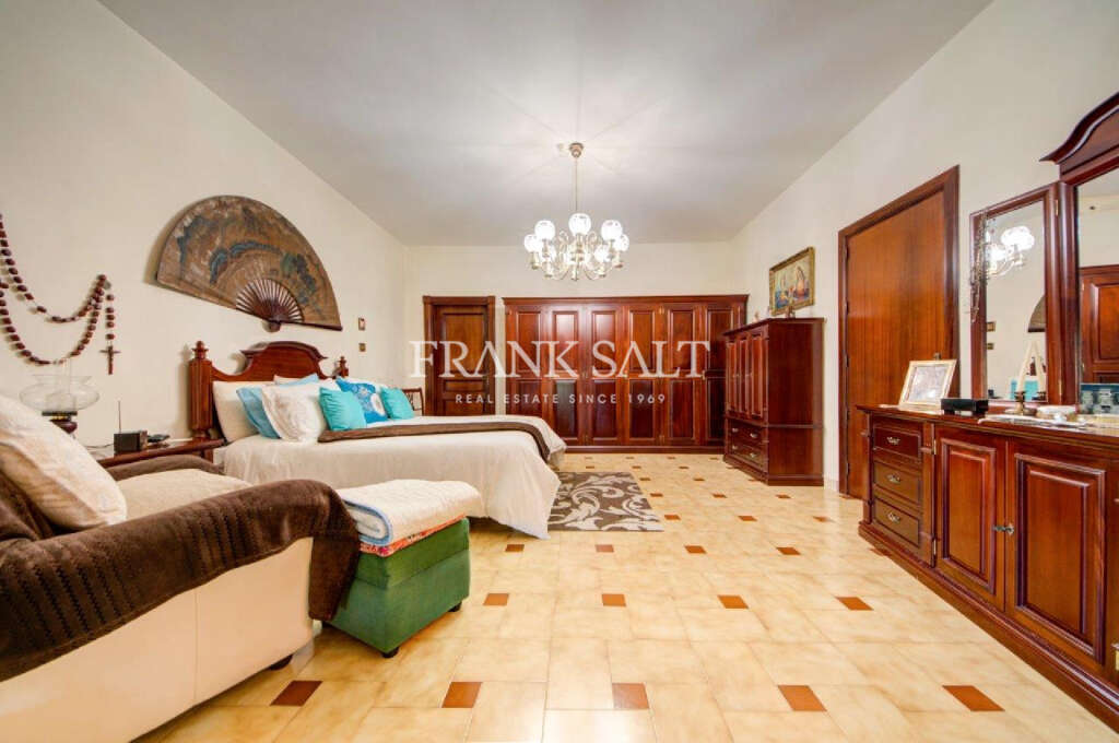 5 Bed, HouseFor Sale, Attard, Malta