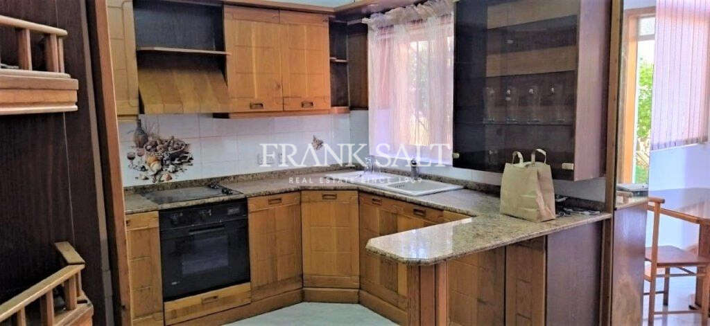 2 Bed, ApartmentFor Sale, Qawra, Malta