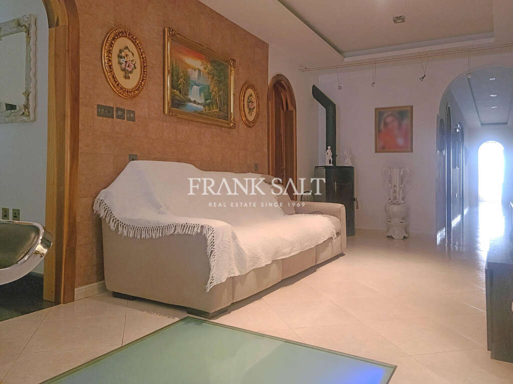 3 Bed, ApartmentFor Sale, Qormi, Malta