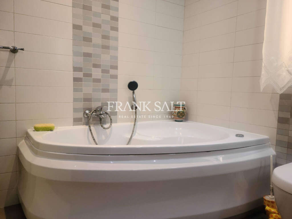 3 Bed, ApartmentFor Sale, Qormi, Malta