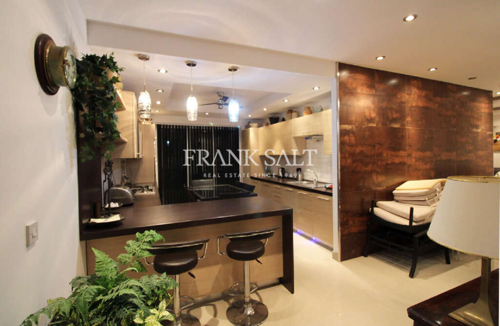 3 Bed, ApartmentFor Sale, Bugibba, Malta