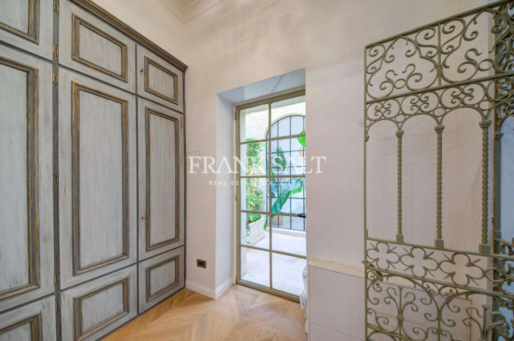 7 Bed, HouseFor Sale, Sliema, Malta