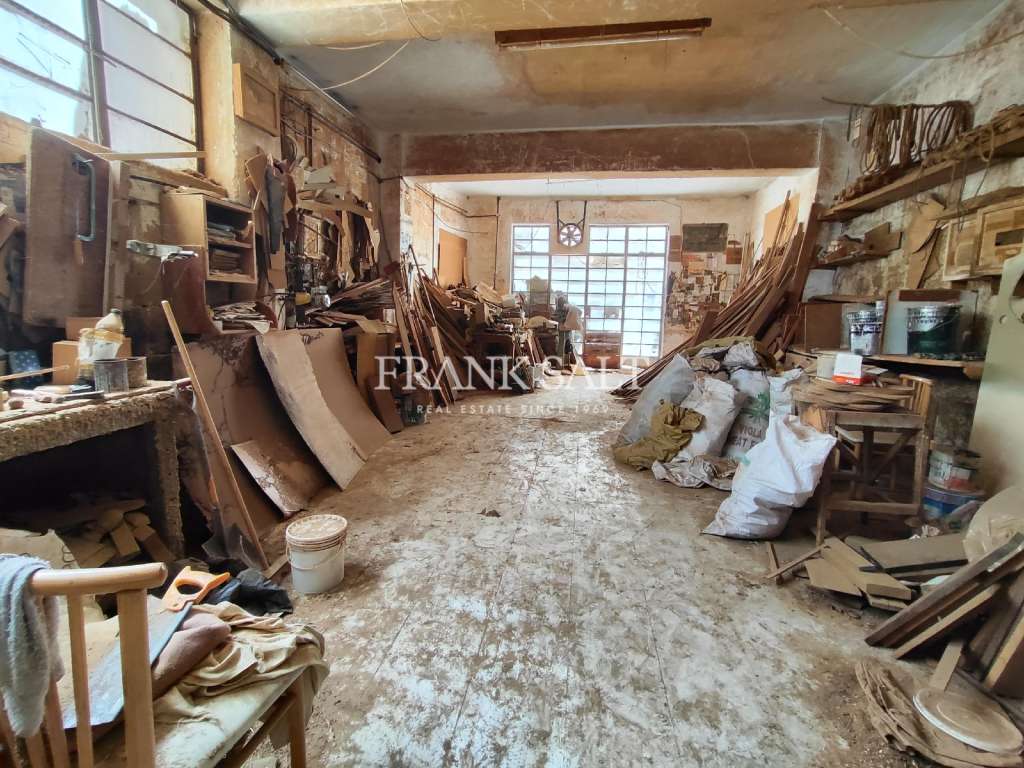 Commercial Property, For Sale