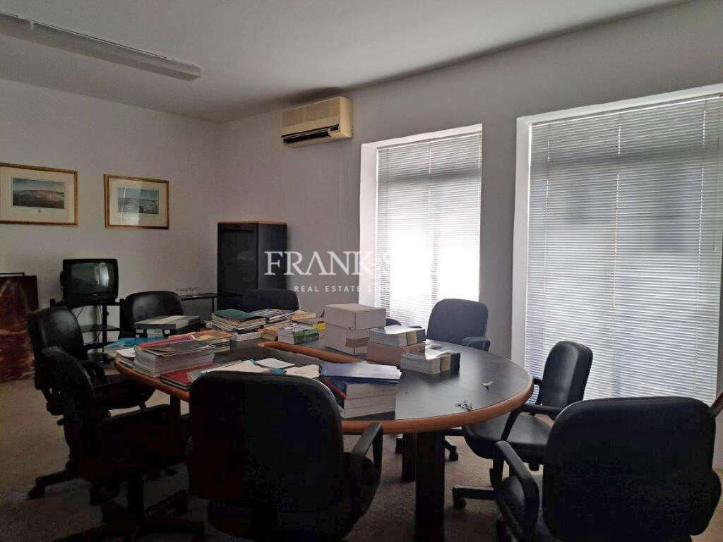 2 Bed, ApartmentFor Sale, Ta' Xbiex, Malta