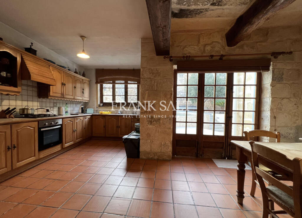 4 Bed, HouseFor Sale, Qormi, Malta