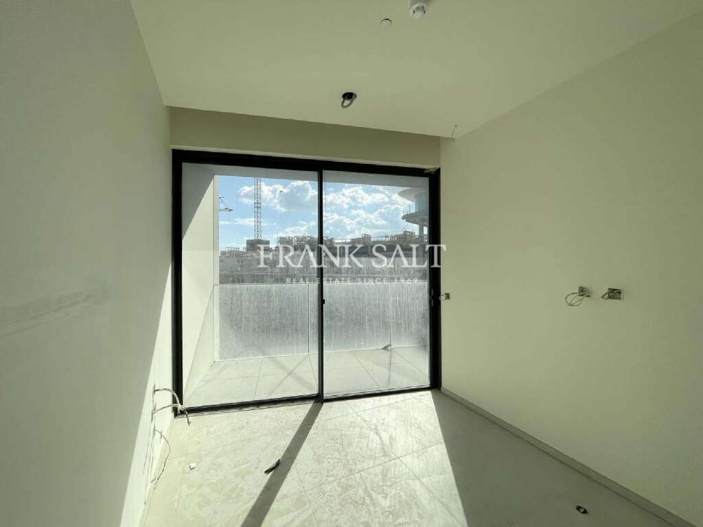 1 Bed, ApartmentFor Sale, Mercury Towers, Malta