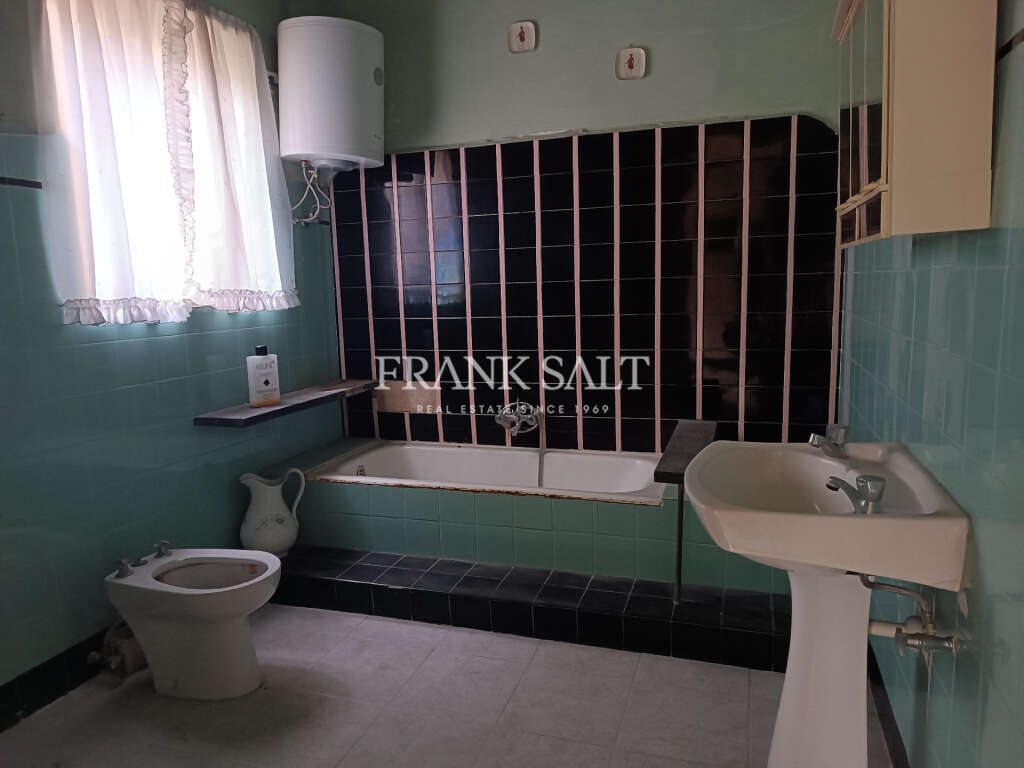 5 Bed, HouseFor Sale, Qormi, Malta