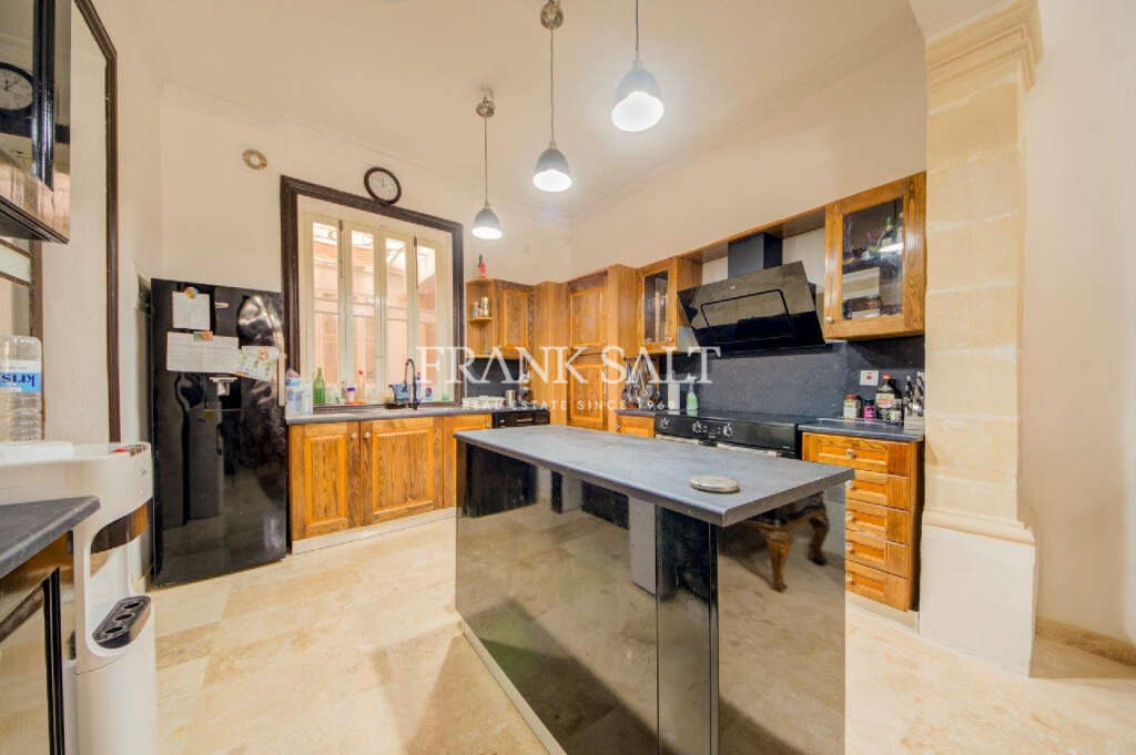4 Bed, ApartmentFor Sale, Fleur-de-Lys, Malta