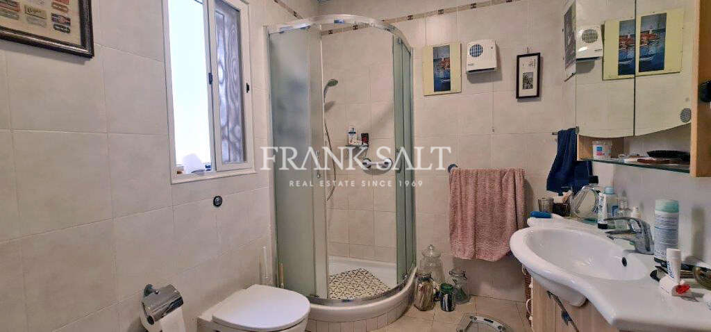3 Bed, ApartmentFor Sale, Marsascala, Malta