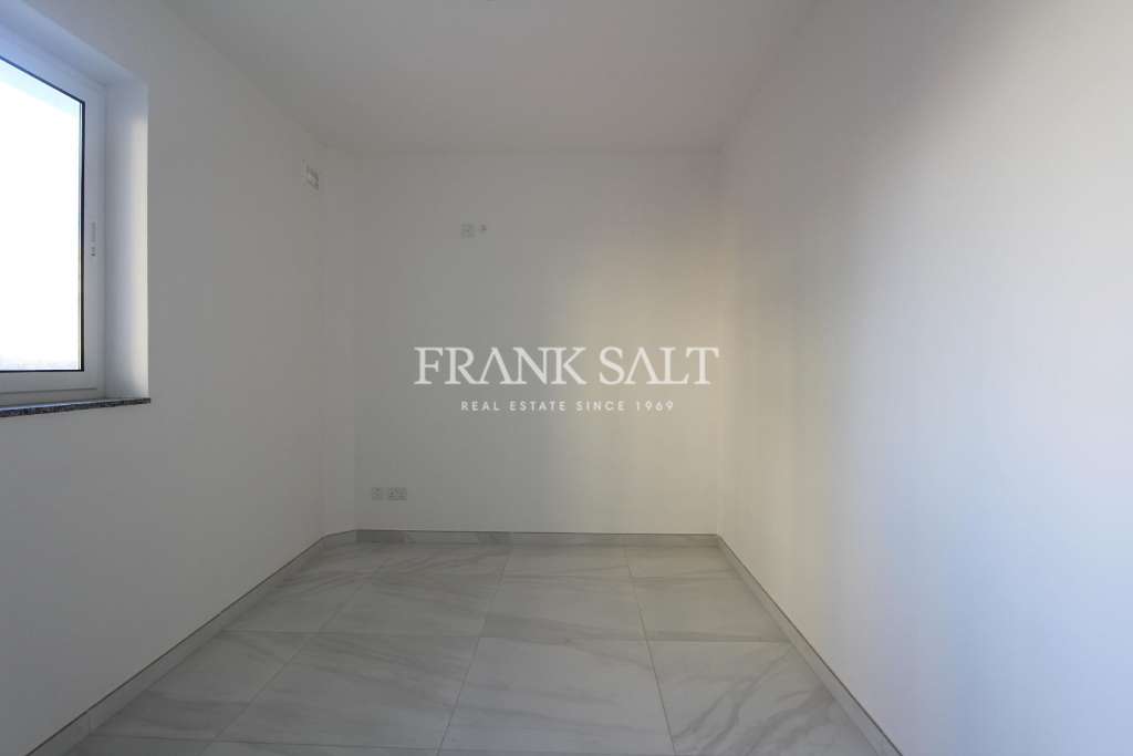 2 Bed, ApartmentFor Sale, Qawra, Malta