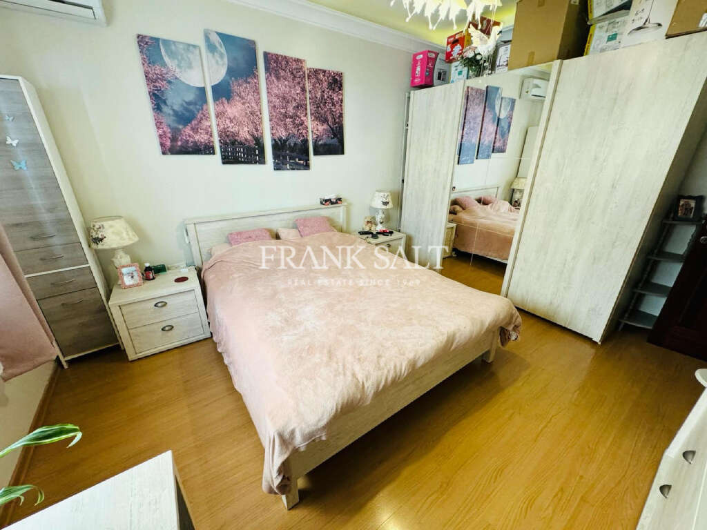 3 Bed, ApartmentFor Sale, Qawra, Malta