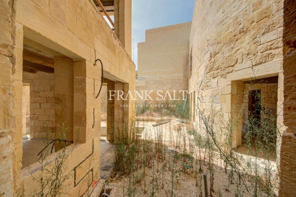 5 Bed, HouseFor Sale, Qrendi, Malta