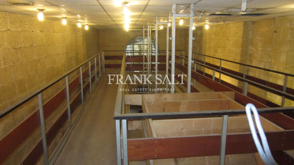 Commercial Property, For Sale