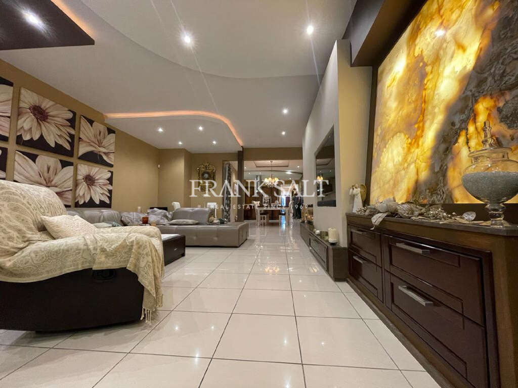 3 Bed, ApartmentFor Sale, Xemxija, Malta