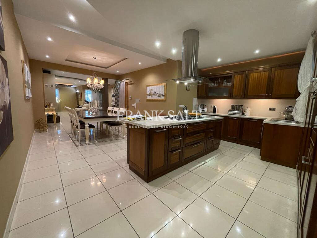 3 Bed, ApartmentFor Sale, Xemxija, Malta