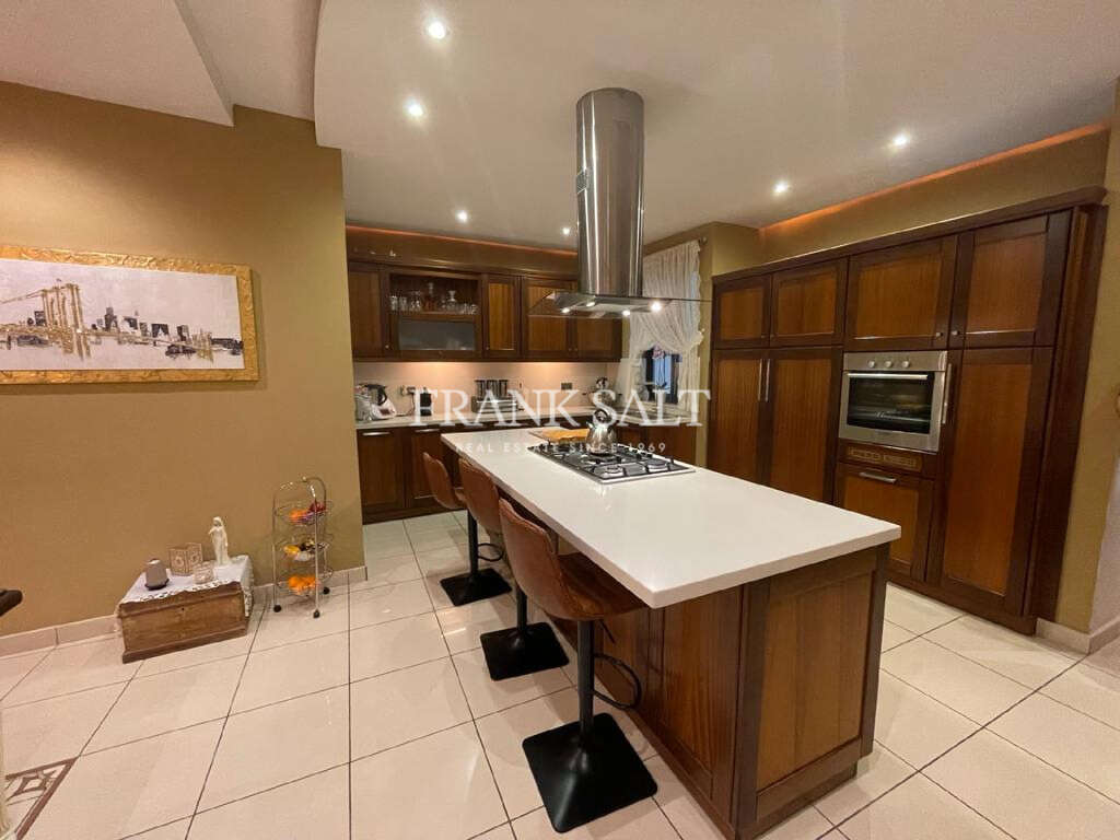 3 Bed, ApartmentFor Sale, Xemxija, Malta