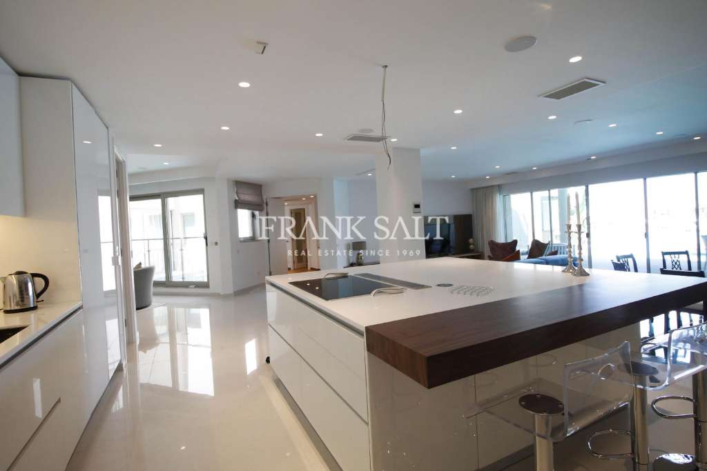 2 Bed, ApartmentFor Sale, Portomaso Laguna, Malta