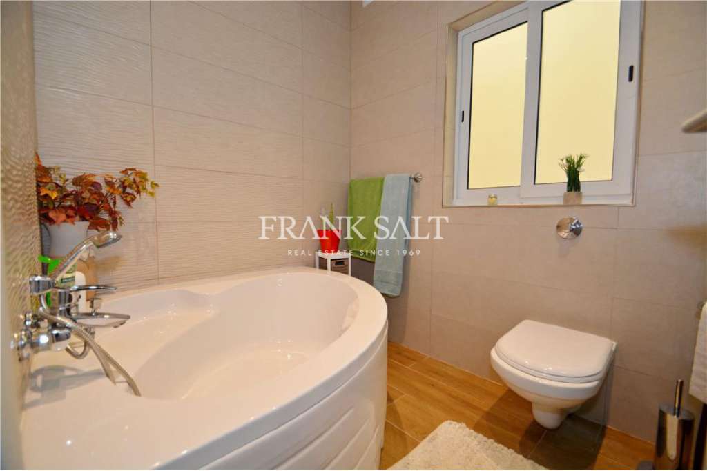 3 Bed, ApartmentFor Sale, Qormi, Malta