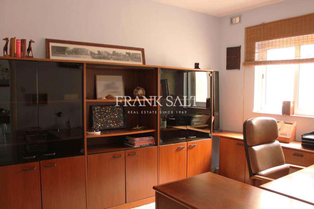 3 Bed, ApartmentFor Sale, St Julians, Malta