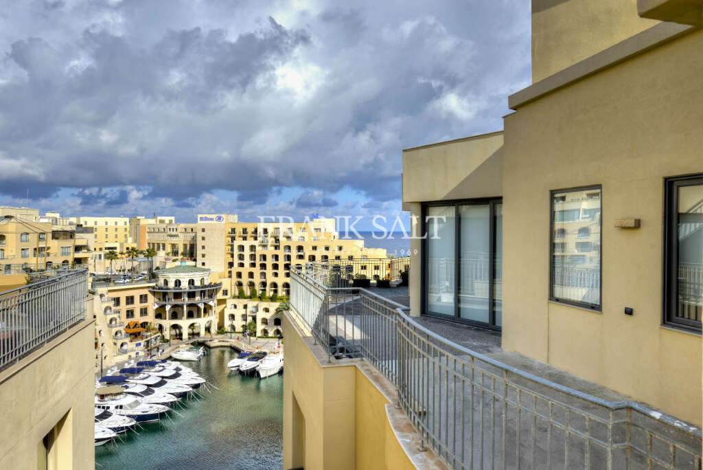 3 Bed, ApartmentFor Sale, Portomaso, Malta