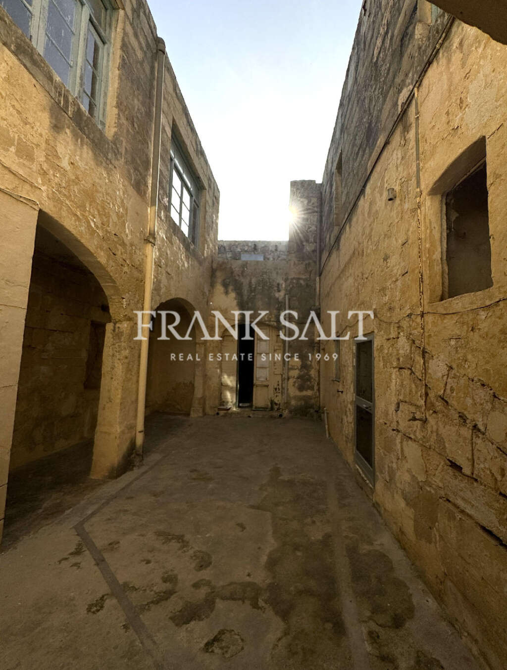 Commercial Property, For Sale