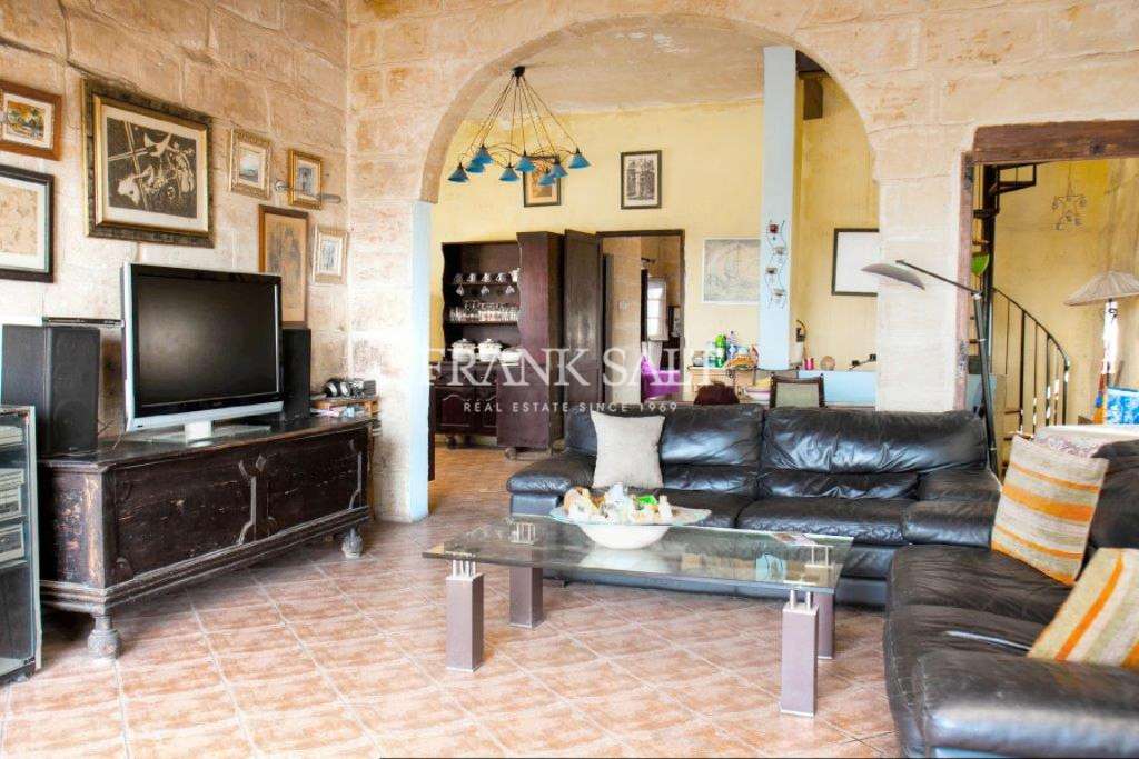 6 Bed, HouseFor Sale, Rabat, Malta