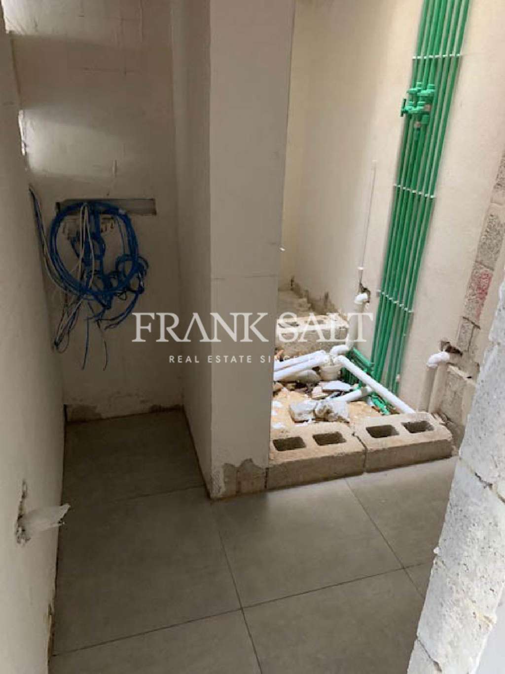 Commercial Property, For Sale