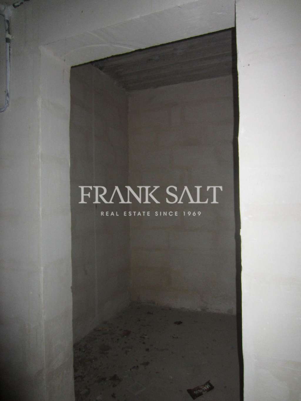 Commercial Property, For Sale