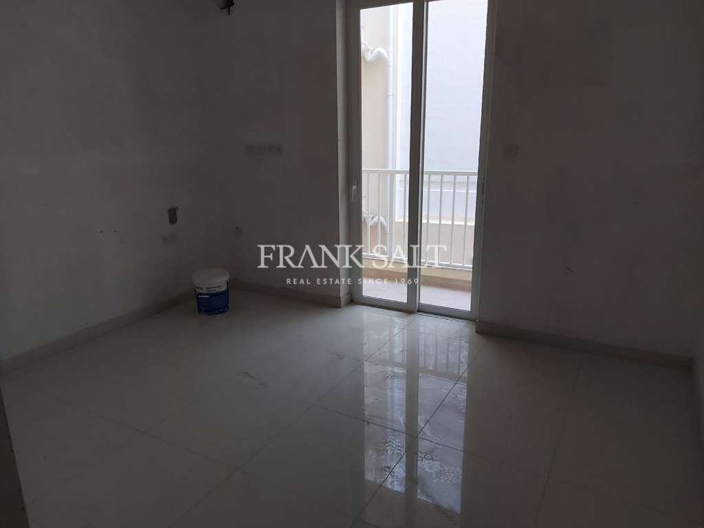 3 Bed, ApartmentFor Sale, Qawra, Malta