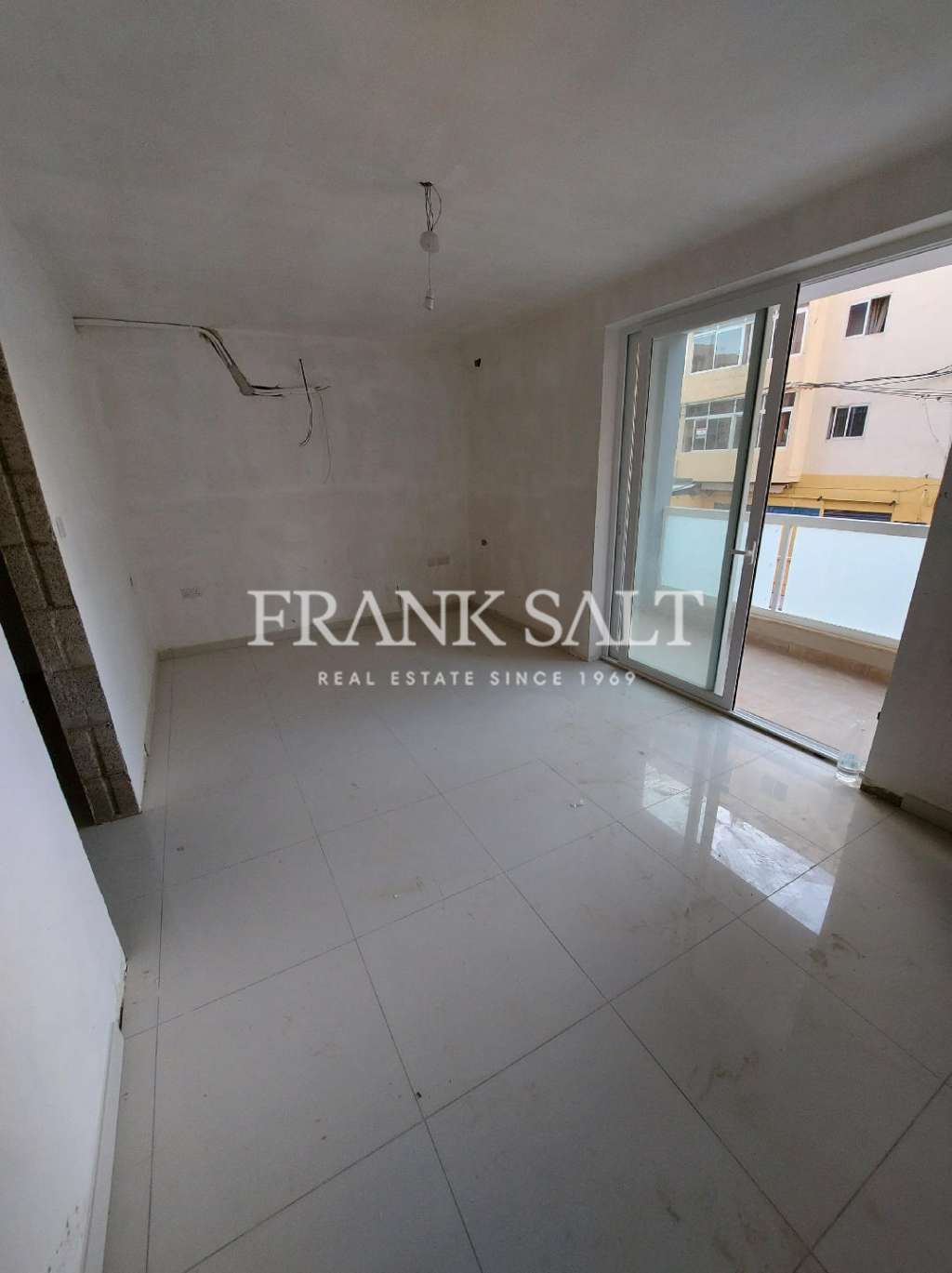 3 Bed, ApartmentFor Sale, Qawra, Malta