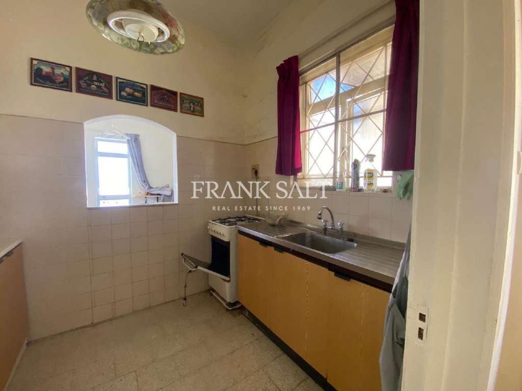 2 Bed, ApartmentFor Sale, Qawra, Malta