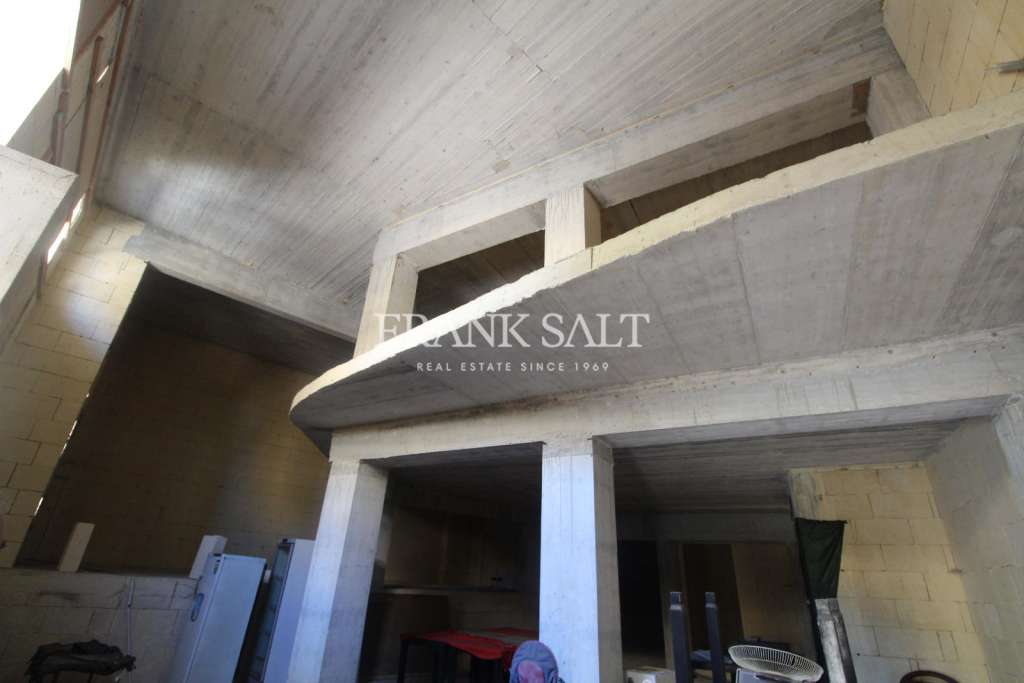 Commercial Property, For Sale