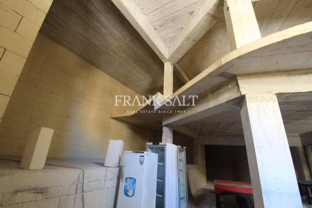 Commercial Property, For Sale