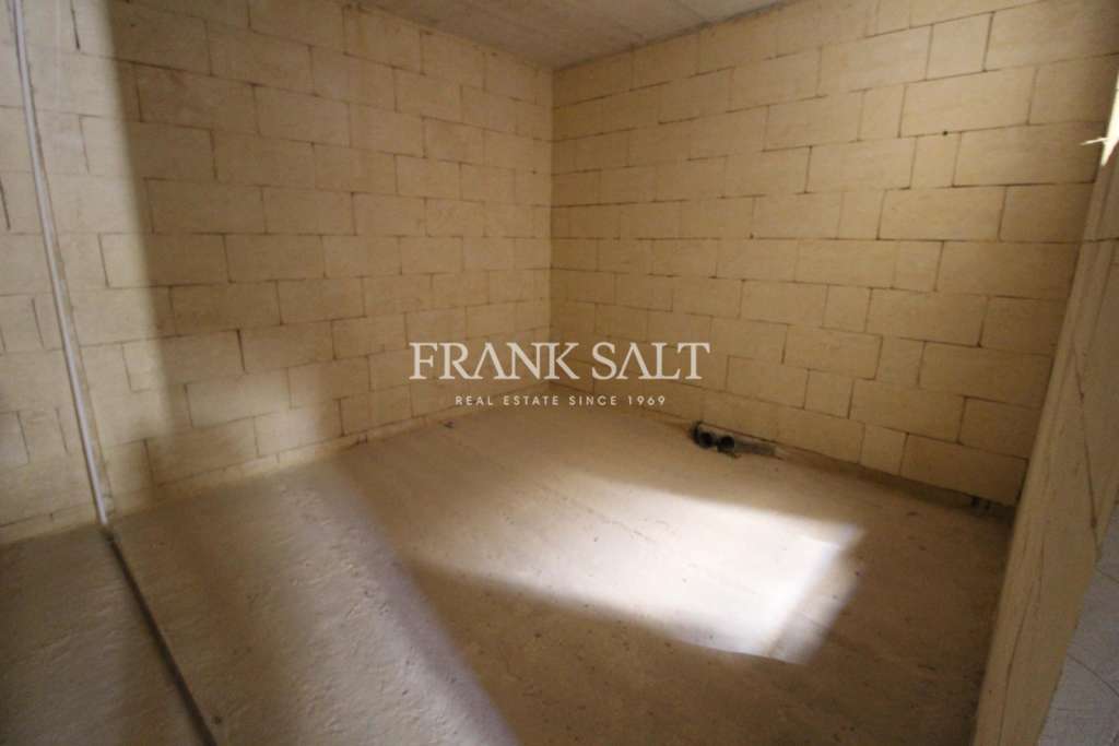 Commercial Property, For Sale