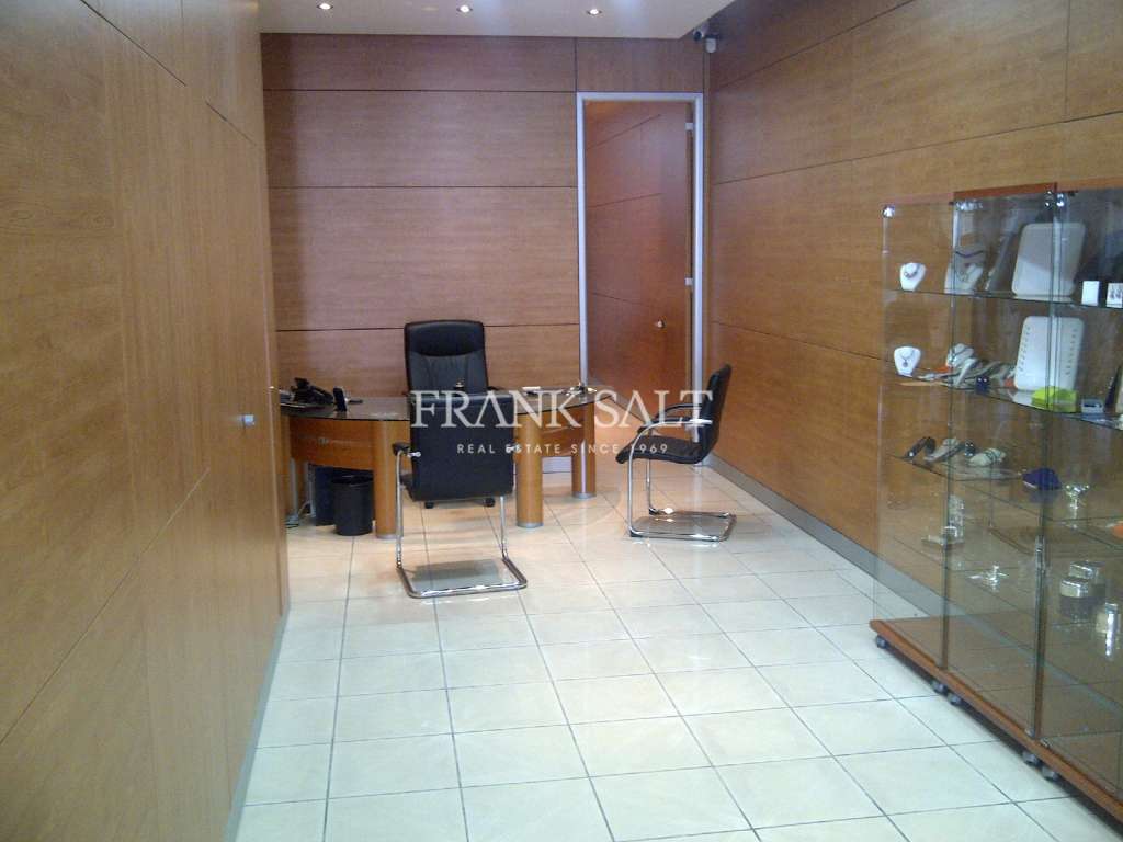 Commercial Property, For Sale