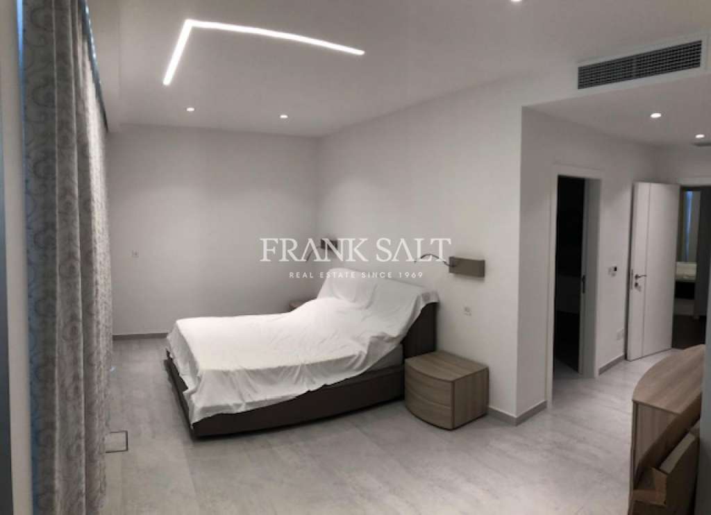 2 Bed, ApartmentFor Sale, Portomaso, Malta