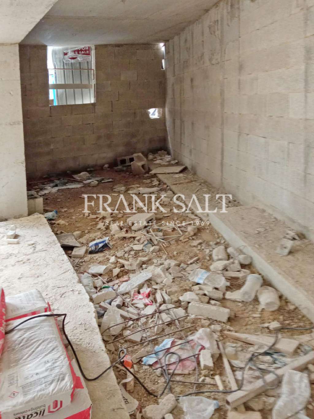 Commercial Property, For Sale