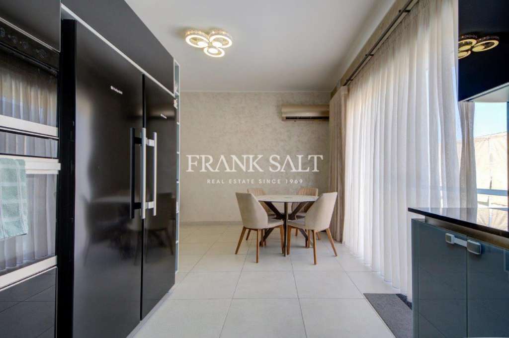 2 Bed, ApartmentFor Sale, Qawra, Malta