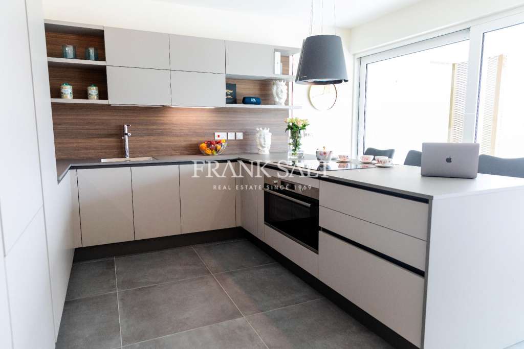 3 Bed, ApartmentFor Sale, Ta' Xbiex, Malta