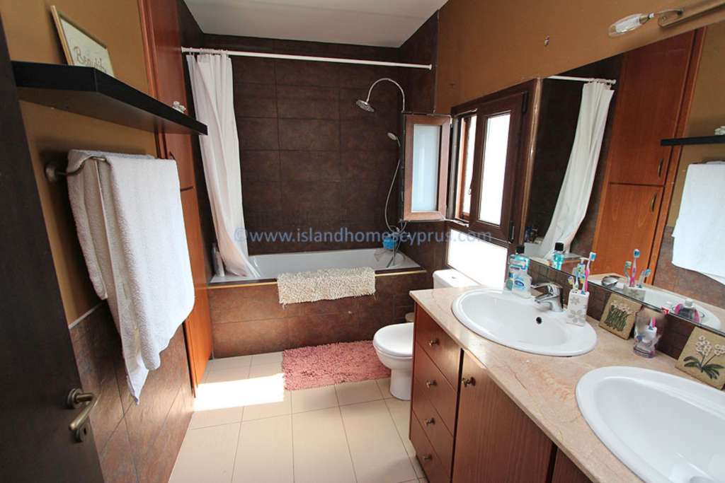 5 Bed, HouseFor Sale, Paralimni, Famagusta