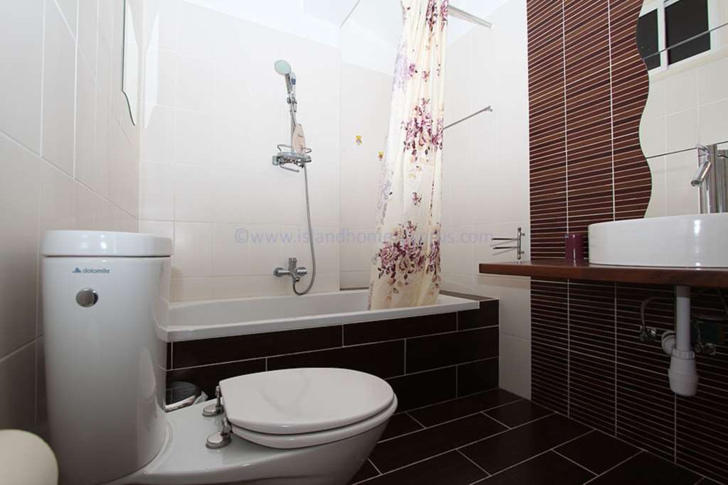 5 Bed, HouseFor Sale, Deryneia, Famagusta