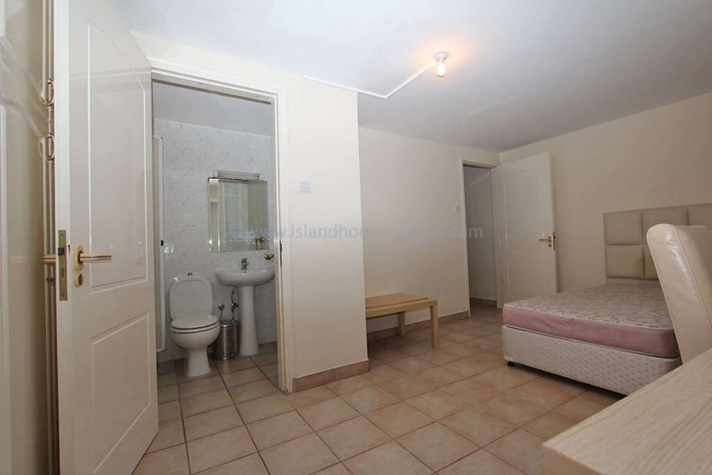 5 Bed, HouseFor Sale, Deryneia, Famagusta