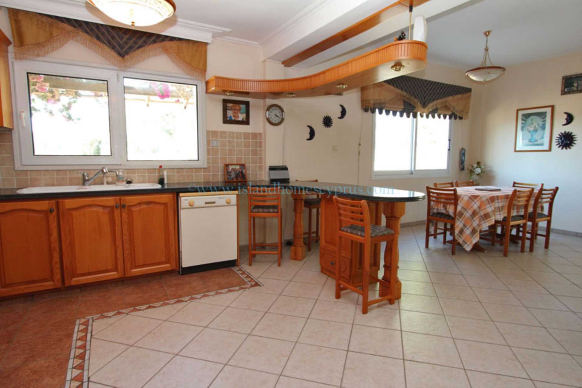 5 Bed, HouseFor Sale, Kokkines, Famagusta