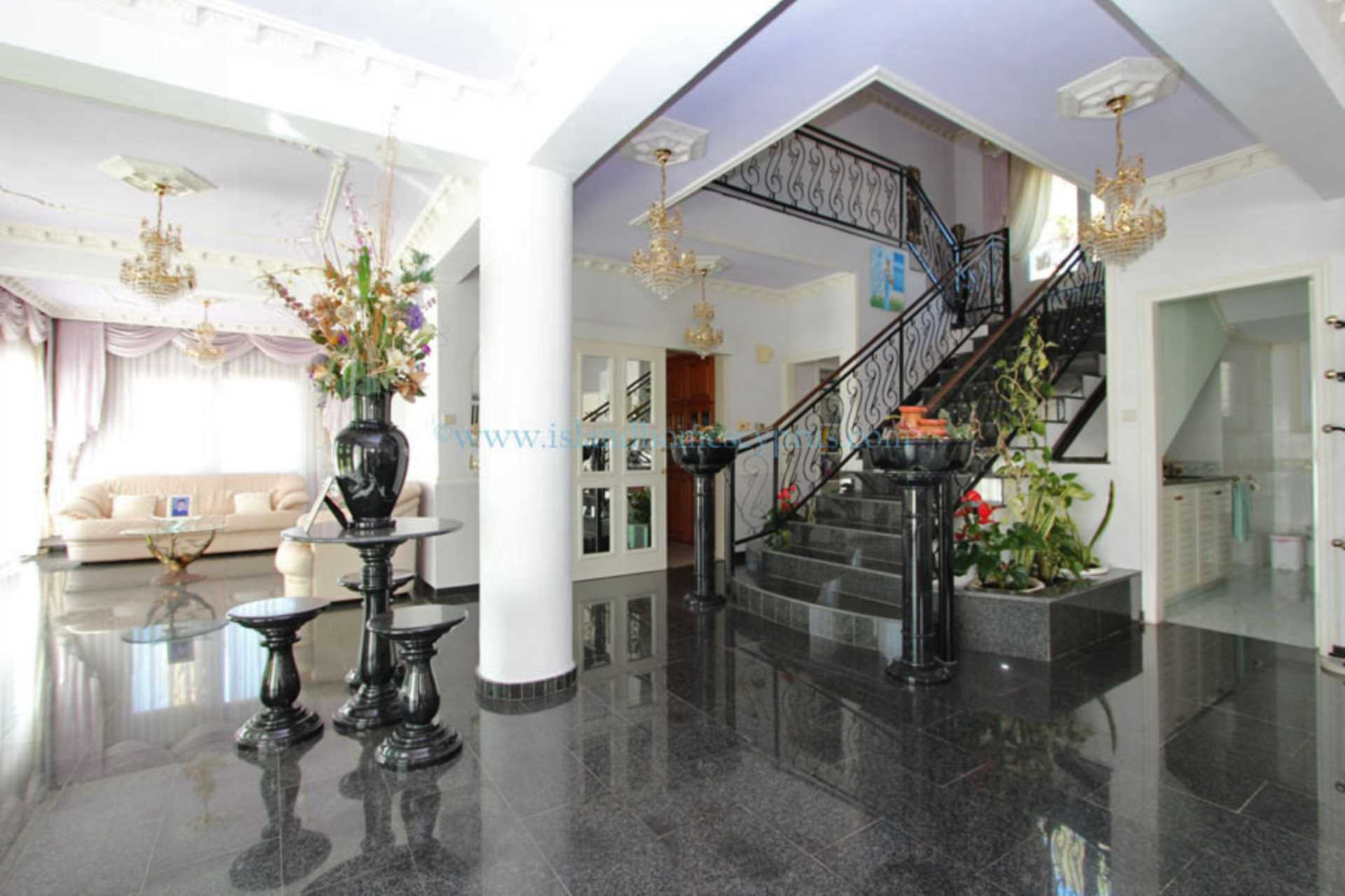 5 Bed, HouseFor Sale, Kokkines, Famagusta