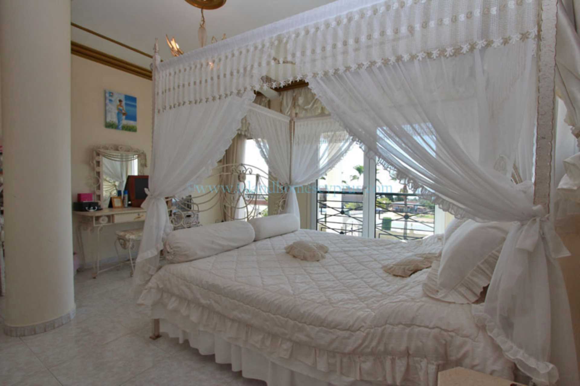 5 Bed, HouseFor Sale, Kokkines, Famagusta