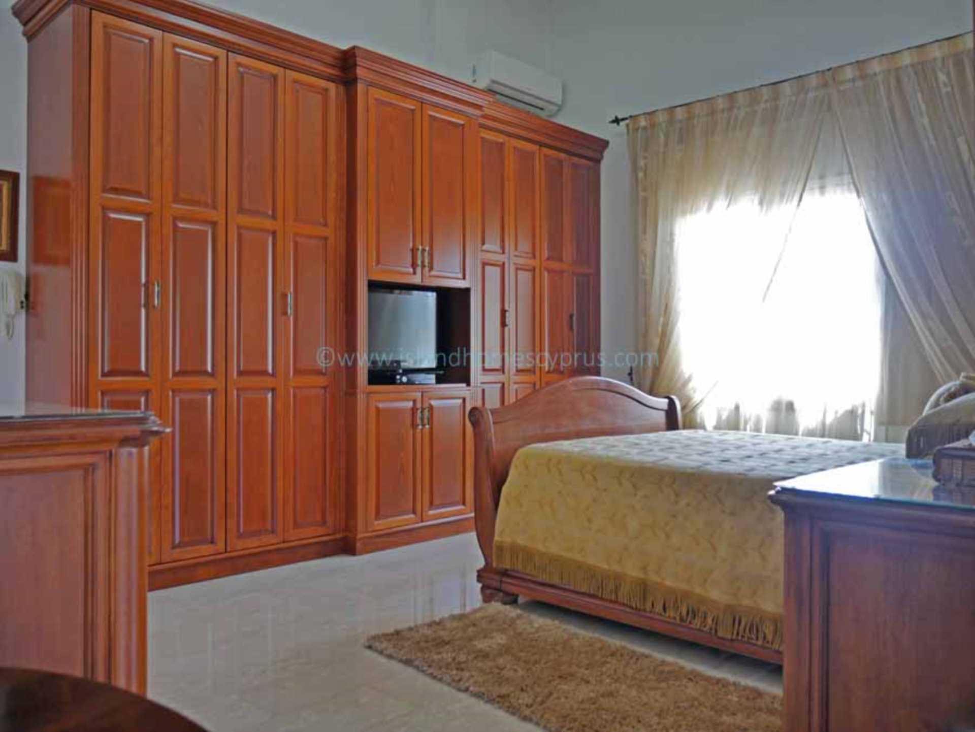 5 Bed, HouseFor Sale, Deryneia, Famagusta