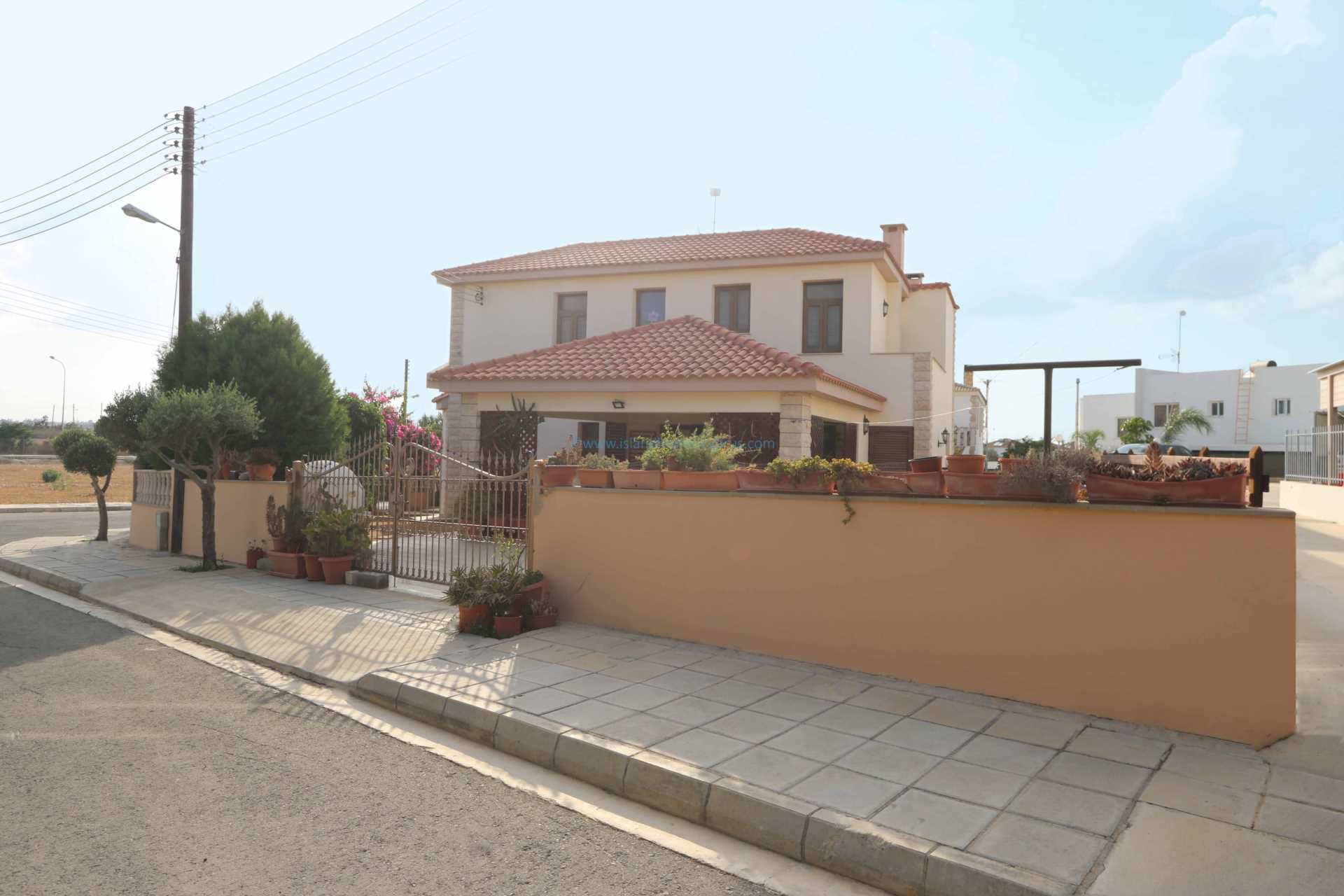 4 Bed, HouseFor Sale, Vrysoulles, Famagusta