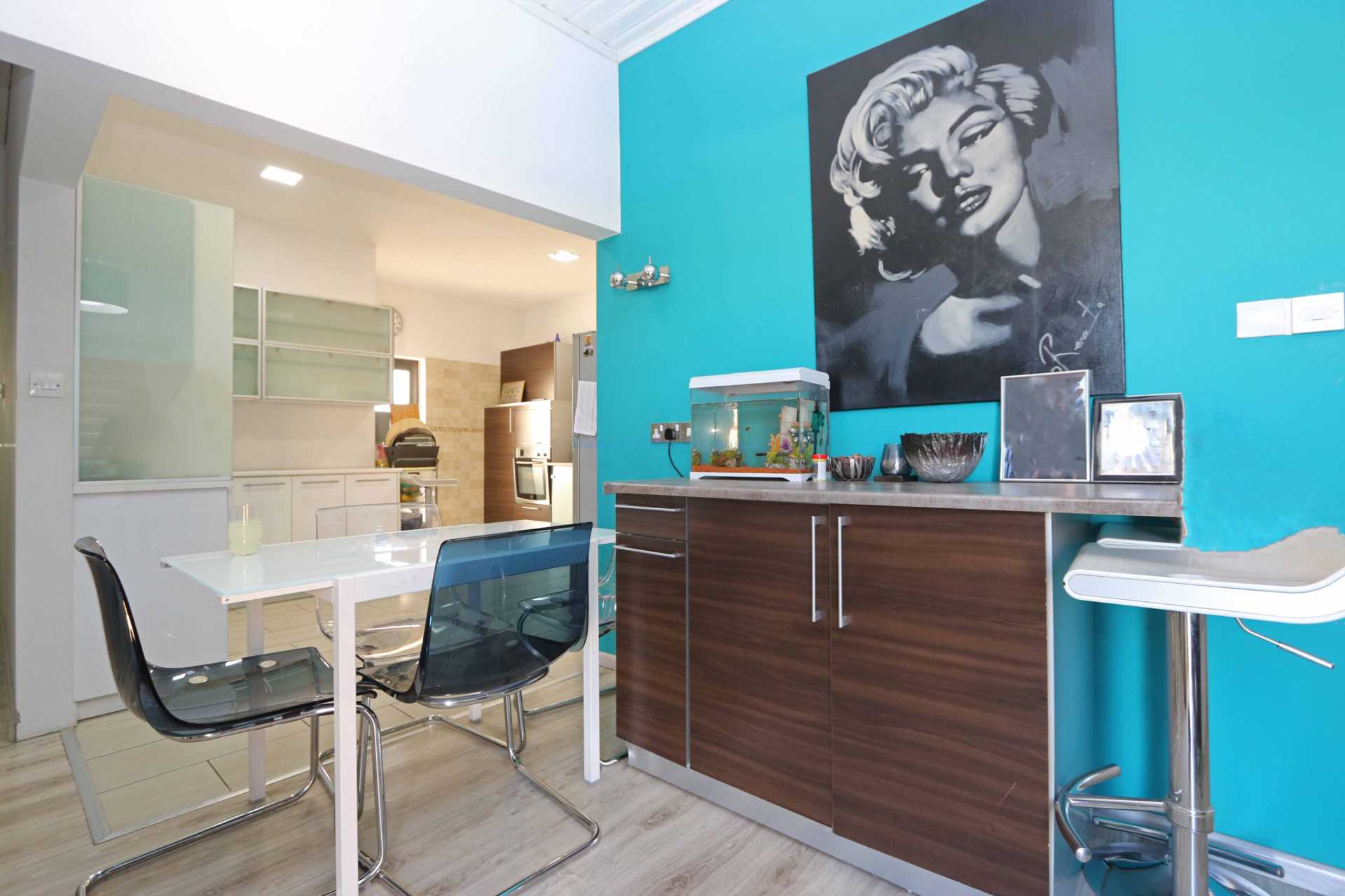 Commercial Property, For Sale